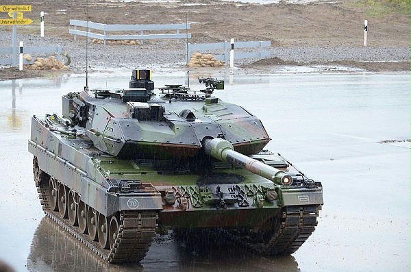 全不锈钢99式坦克模型的原型-2